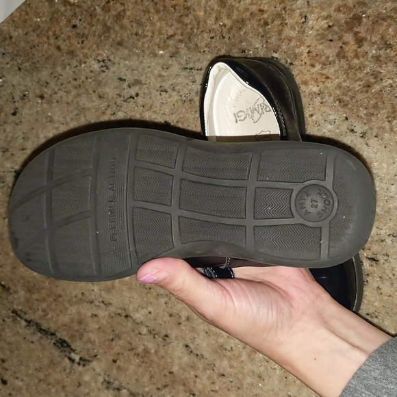 Primigi Mary Jane Shoes 10 Toddler - Picture 6 of 6